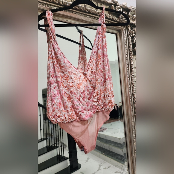 NEW Free People Siren Song Sleeveless Draped Bodysuit Ivory/Pink Floral - Picture 4 of 7